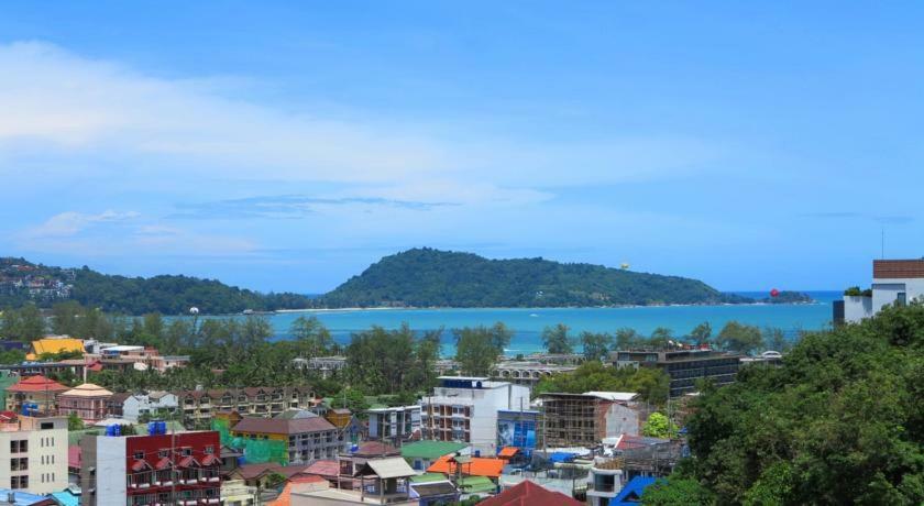 Emerald Terrace Patong Exterior foto