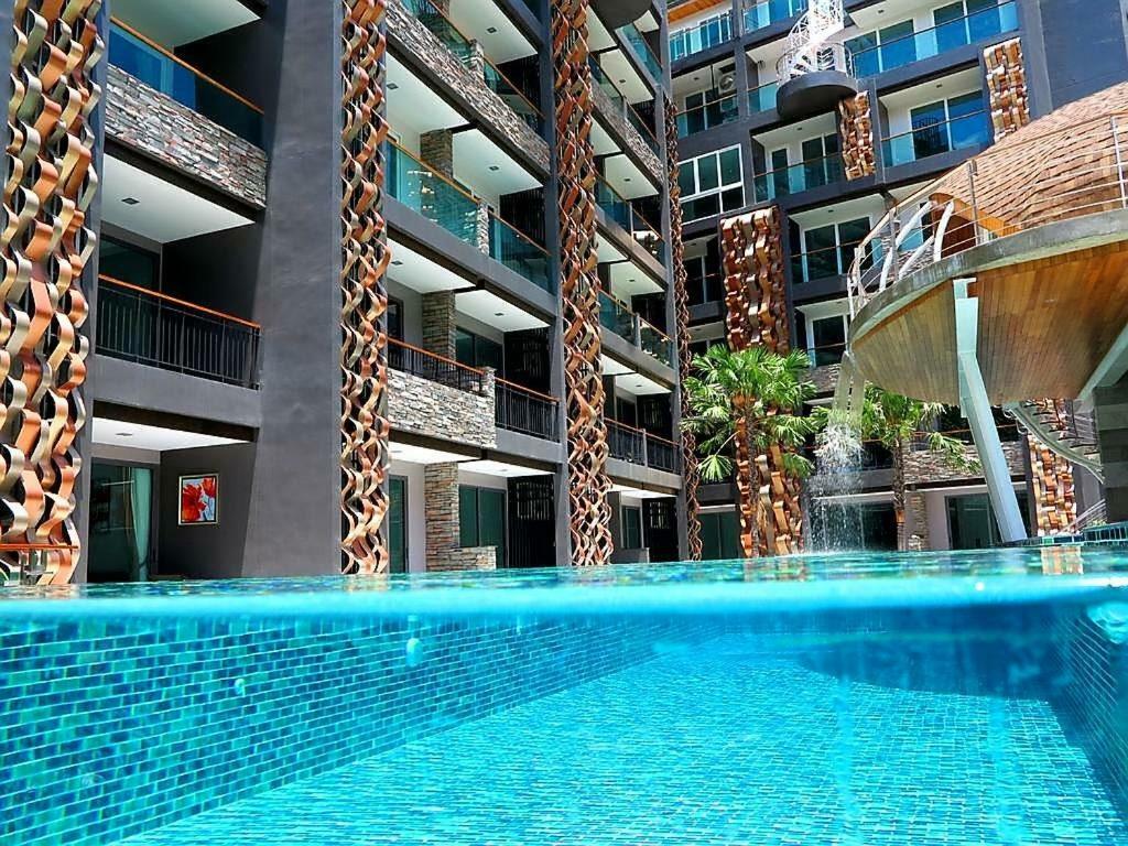Emerald Terrace Patong Exterior foto